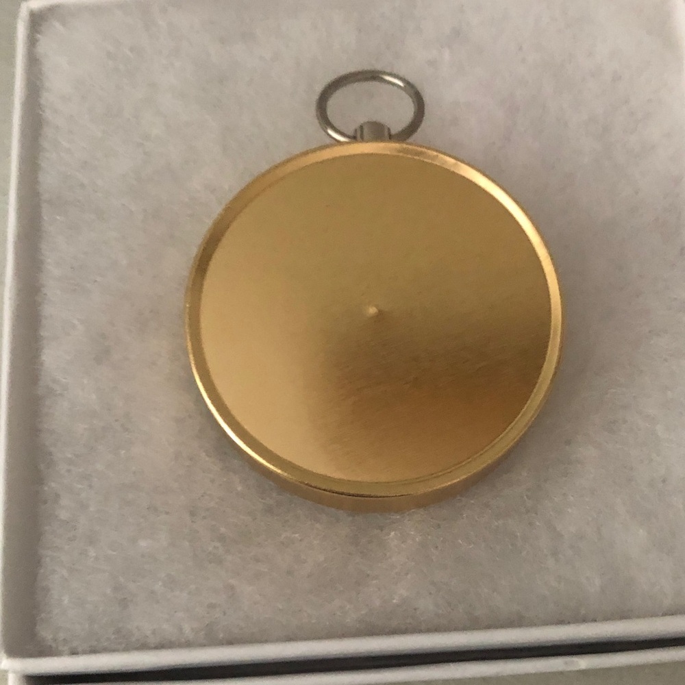 Classic Round Compass Pendant - Black & Gold - Picture 3 of 4